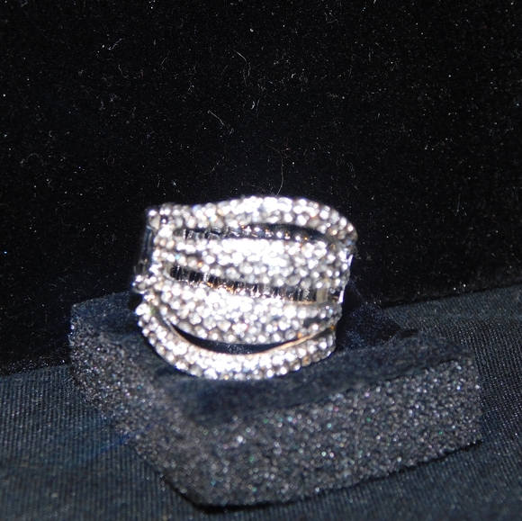 stretchy fashion white diamond ring